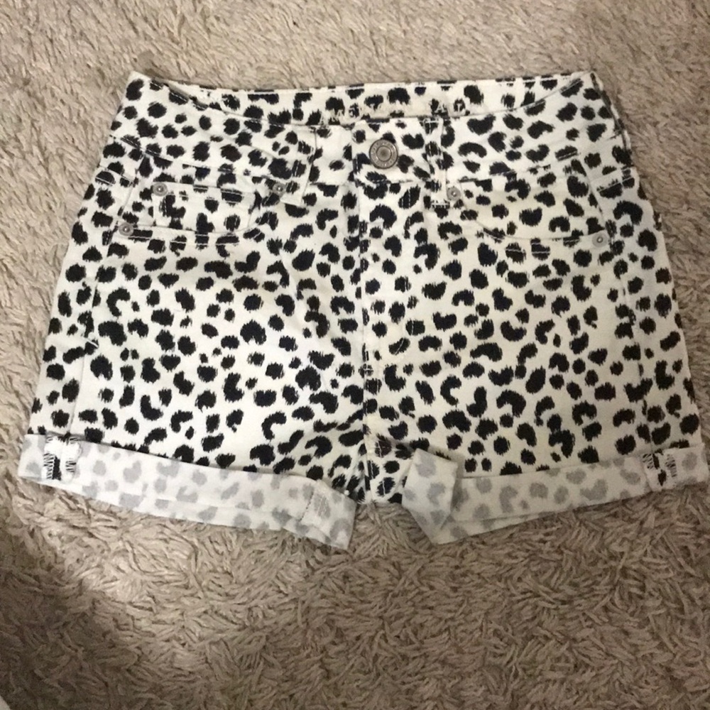 White & Black Jean AE shorts